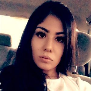 Meet your Posher, Mónica